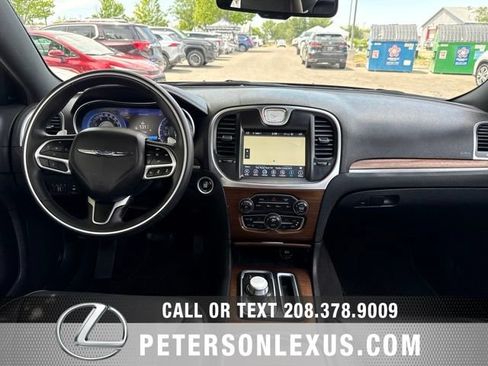 Used 2017 Chrysler 300 C Platinum w/ Safetytec Plus Group AWD/4WD image 16