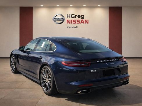 Used 2018 Porsche Panamera 4 w/ Premium Package Plus image 4