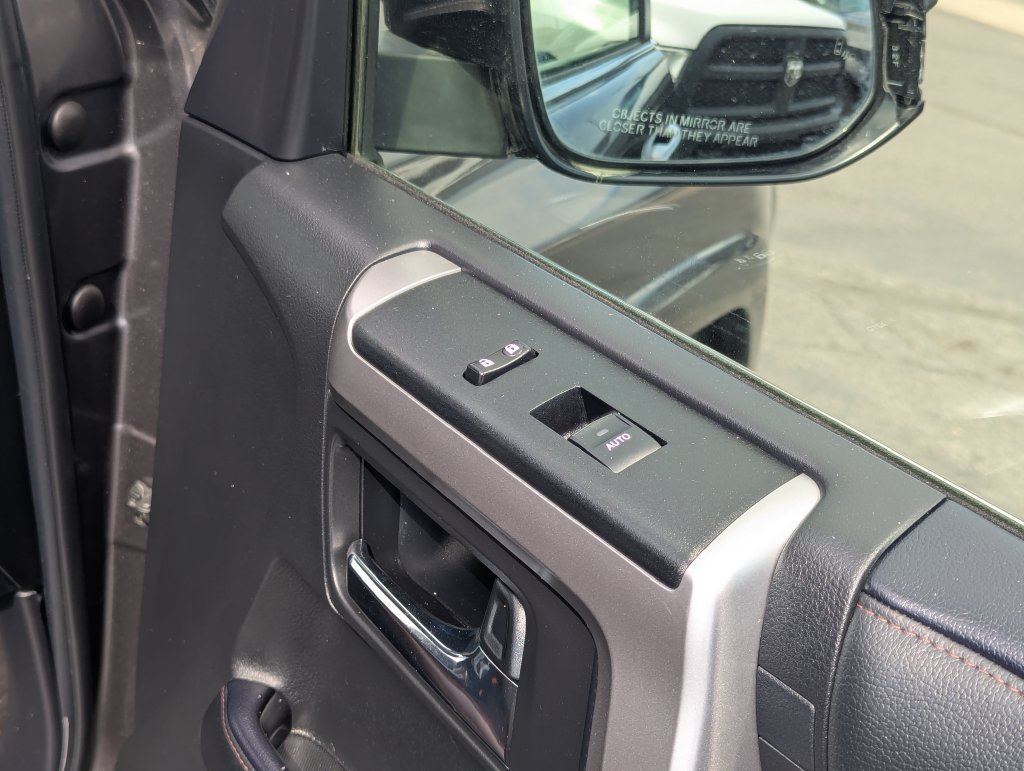 Used 2023 Toyota 4Runner Limited AWD/4WD image 41