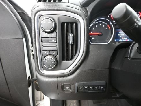 Used 2023 Chevrolet Silverado 2500 LT AWD/4WD image 34