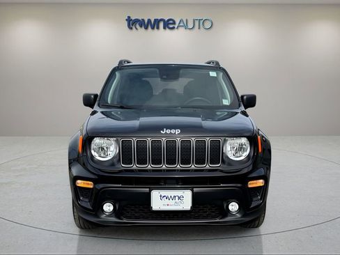 Used 2023 Jeep Renegade Latitude w/ Premium Group image 8