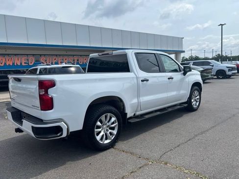 Used 2024 Chevrolet Silverado 1500 Custom RWD image 3