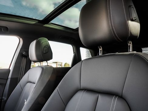 Certified 2024 Audi Q4 e-tron Premium Plus image 10