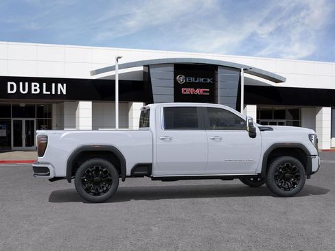 New 2026 GMC Sierra 2500 Denali Ultimate image 3