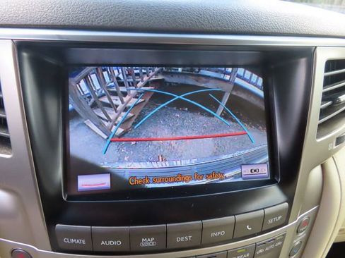 Used 2013 Lexus LX 570 4WD image 30