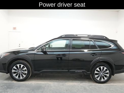 Used 2023 Subaru Outback Limited AWD/4WD image 4