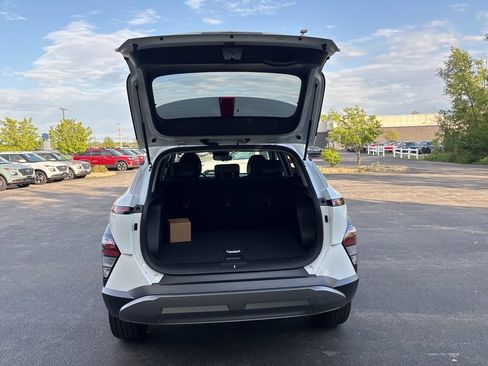 New 2026 Hyundai Kona SEL Premium AWD/4WD image 16