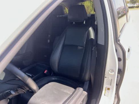 Used 2023 Honda Odyssey Touring image 11