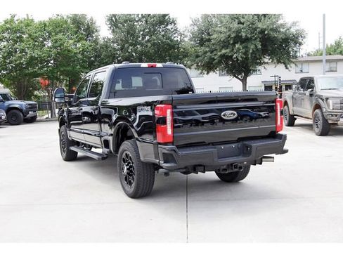 Used 2024 Ford F250 Lariat w/ Lariat Ultimate Package AWD/4WD image 2