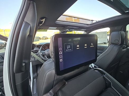 New 2026 GMC Yukon XL Elevation w/ Elevation Premium Package image 40