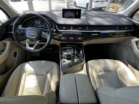 Used 2018 Audi Q7 3.0T Premium image 34