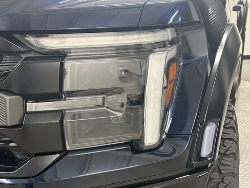 Used 2025 Ford F150 Raptor AWD/4WD image 32