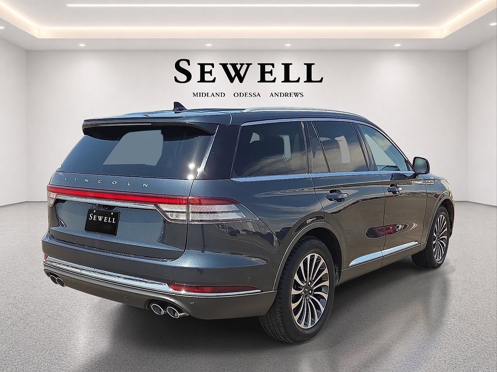 Used 2023 Lincoln Aviator Reserve w/ Equipment Group 201A AWD/4WD image 4