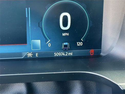 Used 2022 Ford F150 Lightning Platinum image 39