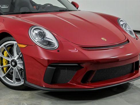 Used 2019 Porsche 911 Speedster RWD image 2