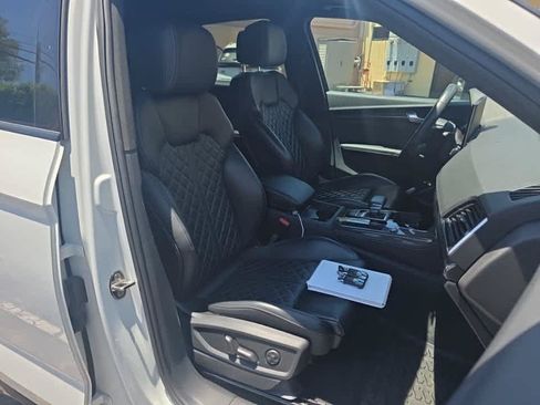 Used 2023 Audi SQ5 Premium Plus w/ Premium Plus Package AWD/4WD image 8