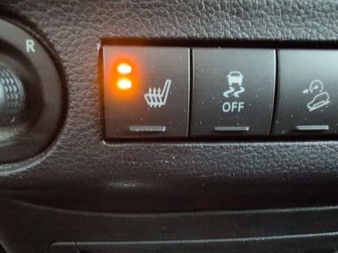 Used 2018 Jeep Wrangler Unlimited Rubicon w/ Cold Weather Group image 29