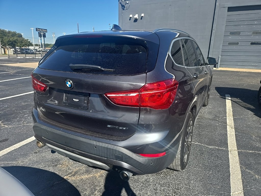 Used 2021 BMW X1 sDrive28i w/ Convenience Package FWD image 3