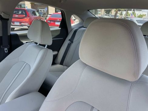 Certified 2025 Hyundai Sonata SEL FWD image 23