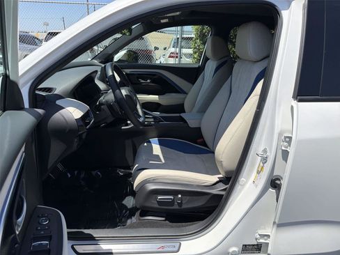 Used 2025 Acura ADX A-Spec FWD image 12