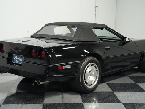 Used 1986 Chevrolet Corvette Convertible image 11