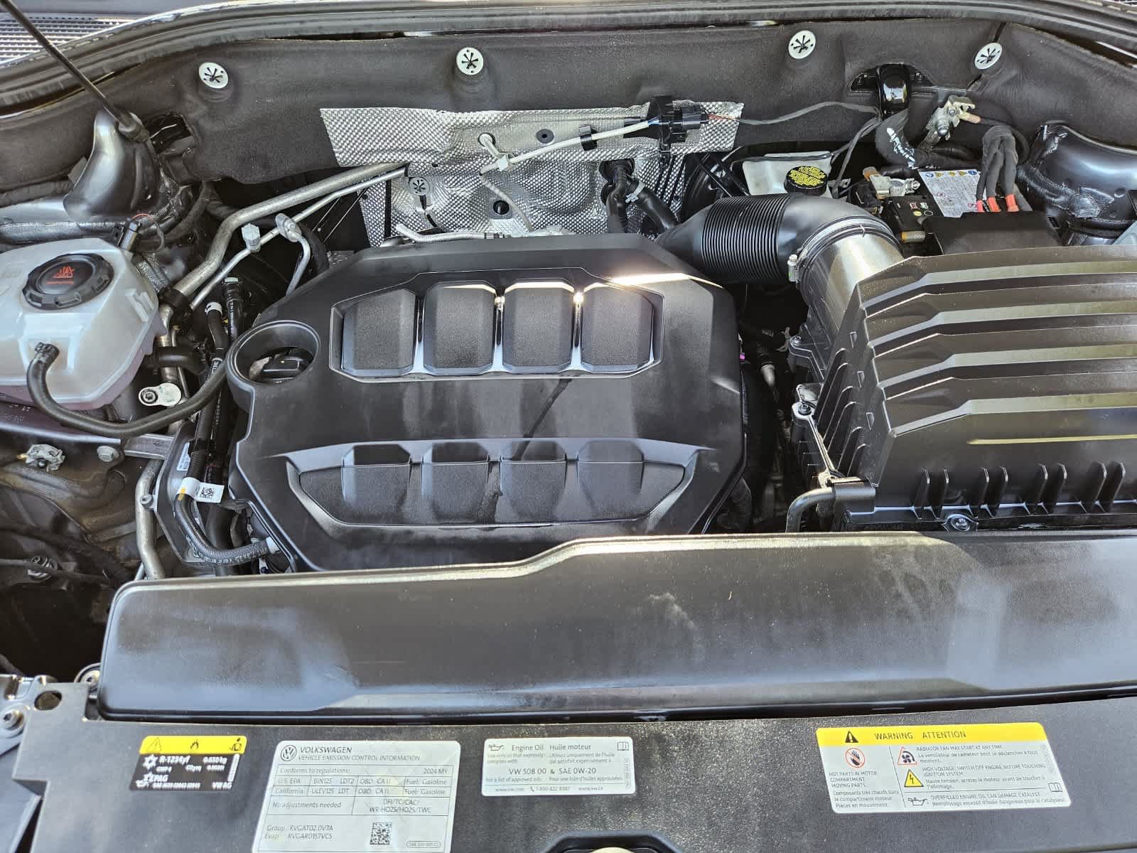 Used 2024 Volkswagen Atlas SE w/ Black Wheel Package FWD image 31