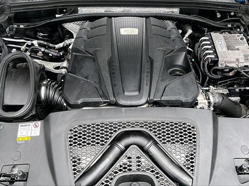 Certified 2022 Porsche Macan GTS AWD/4WD image 15