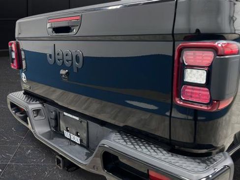 Used 2023 Jeep Gladiator Overland image 37