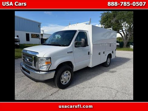 Used 2025 Ford E-350 and Econoline 350 Super Duty w/ Power Equipment Group RWD image 1