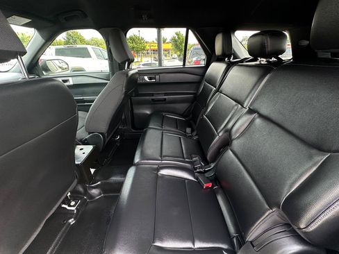 Used 2022 Ford Explorer 4WD Police Interceptor image 9