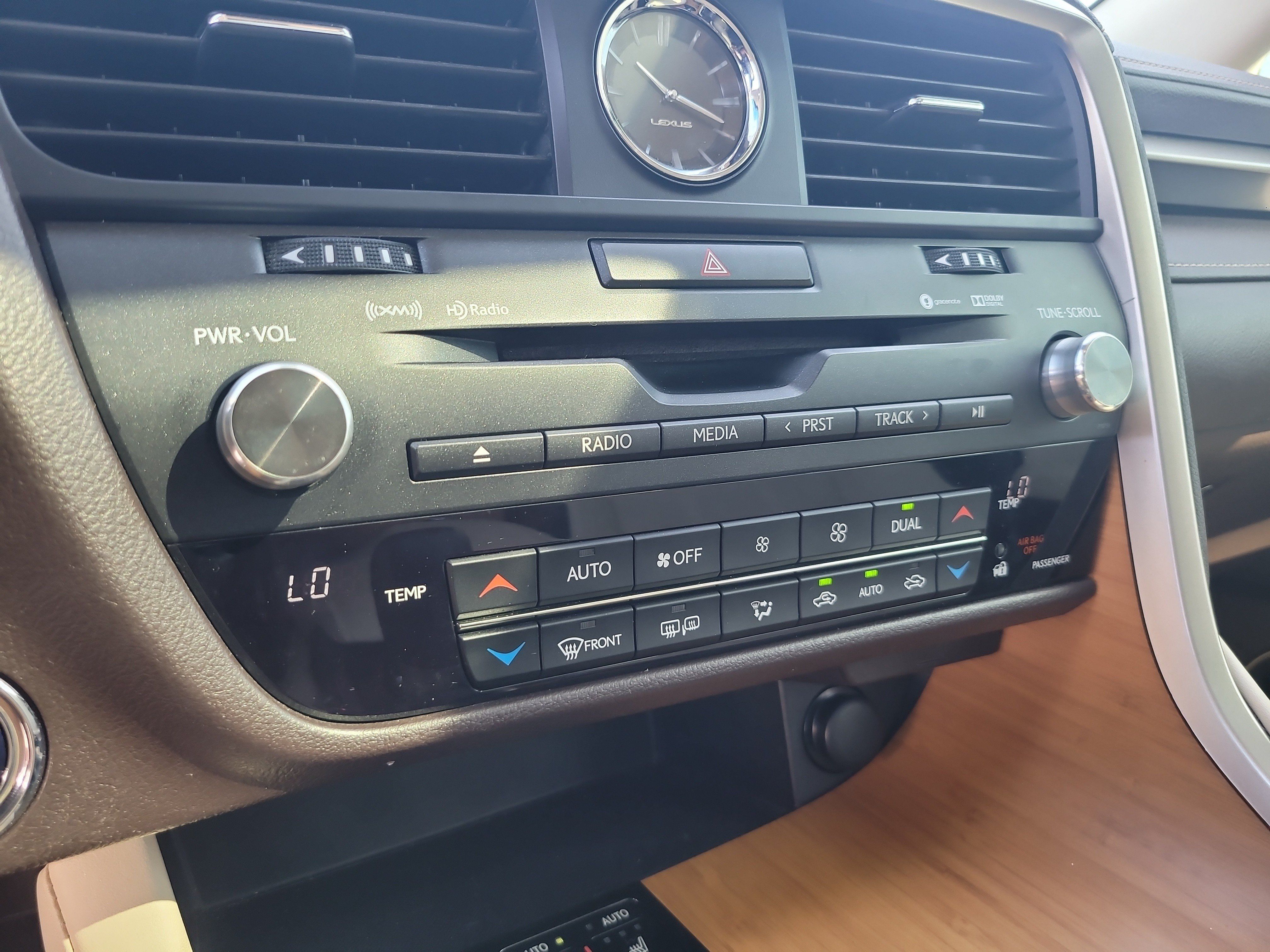 Used 2019 Lexus RX 450h AWD w/ Navigation Package image 24