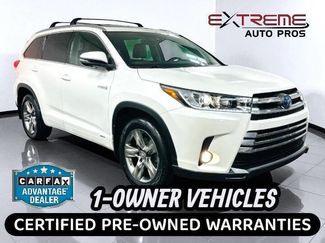 Used 2017 Toyota Highlander Limited Platinum image 1