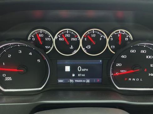 Used 2022 Chevrolet Silverado 2500 LTZ w/ LTZ Plus Package image 14