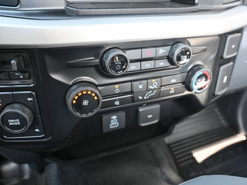 New 2026 Ford F550 4x4 Regular Cab Super Duty image 9