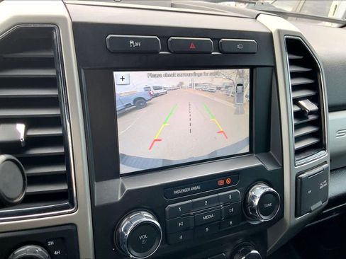 Certified 2019 Ford F250 Lariat w/ Chrome Package image 26