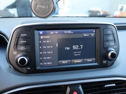 Used 2020 Hyundai Santa Fe SEL w/ Convenience + Premium Package image 22