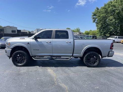 Used 2022 RAM 2500 Laramie AWD/4WD image 2