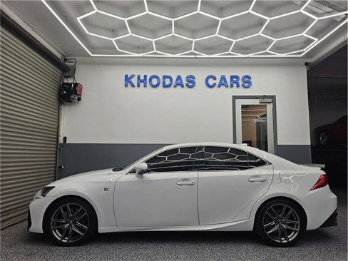 Used 2020 Lexus IS 350 F Sport w/ F Sport Package RWD image 1