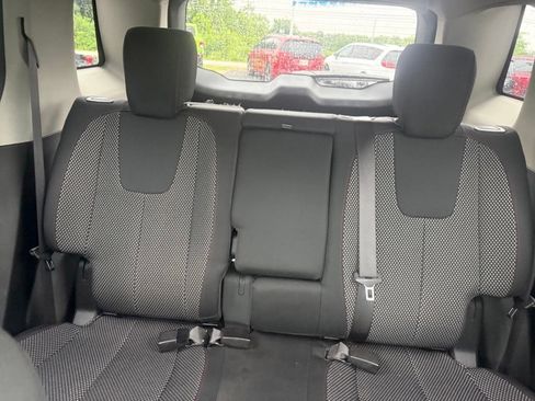 Used 2017 GMC Terrain SLE w/ Convenience Package FWD image 29
