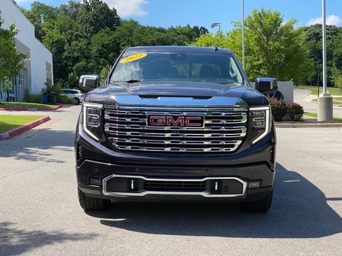 Used 2022 GMC Sierra 1500 Denali AWD/4WD image 2