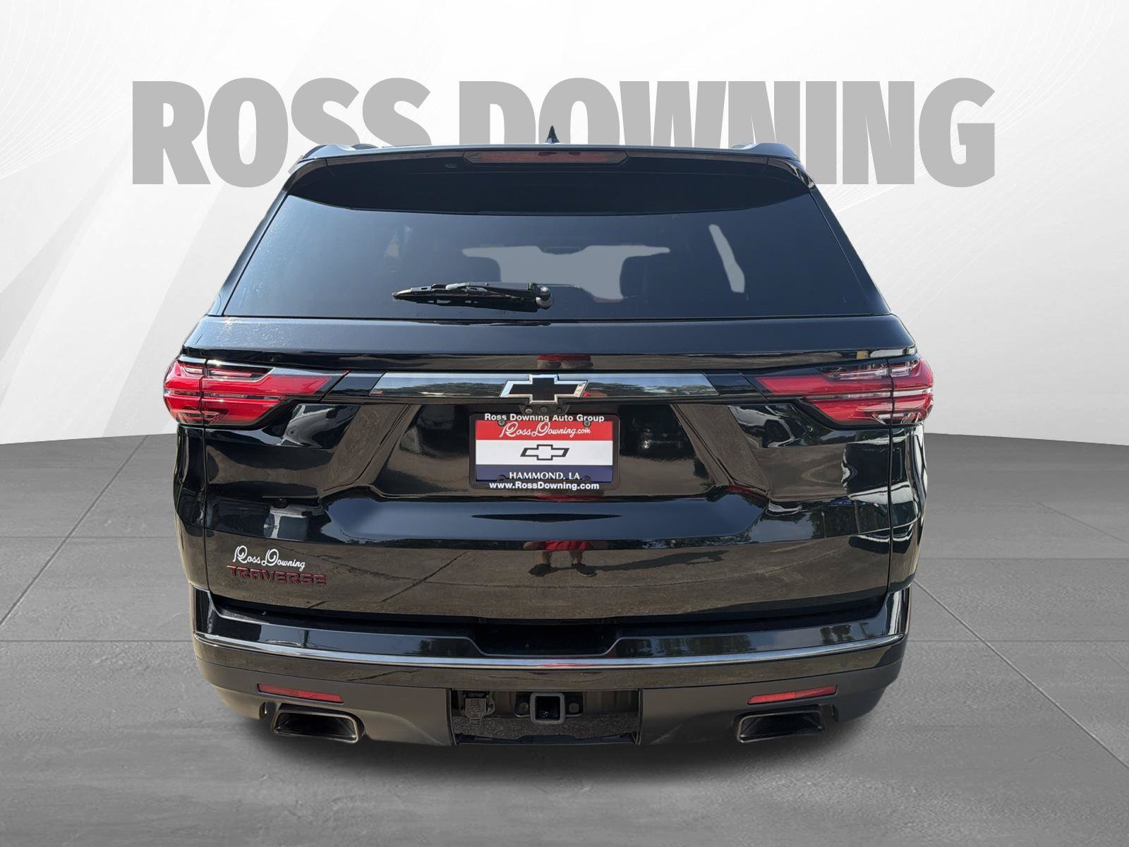 Used 2023 Chevrolet Traverse Premier w/ Redline Edition FWD image 5