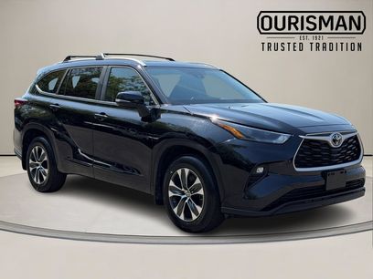 Used 2023 Toyota Highlander XLE