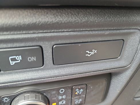 Used 2023 Ford F150 XLT w/ Equipment Group 302A High image 27