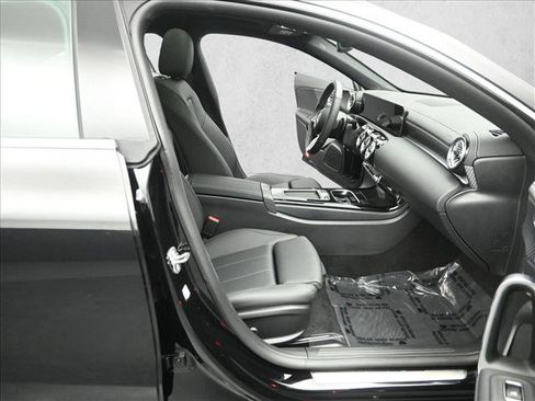 Used 2026 Mercedes-Benz CLA 250 4MATIC image 29