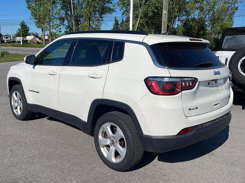 Used 2020 Jeep Compass Latitude w/ Cold Weather Group AWD/4WD image 6
