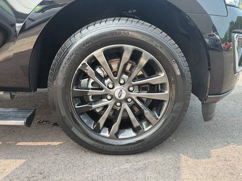Used 2020 Ford Expedition Max Limited RWD image 33