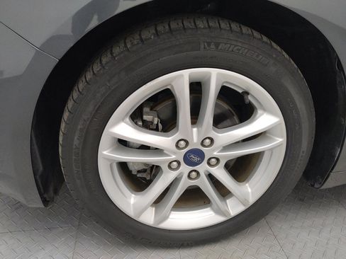 Used 2018 Ford Fusion S FWD image 31