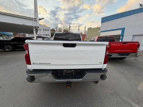 Used 2023 Chevrolet Silverado 2500 LT w/ Convenience Package AWD/4WD image 4