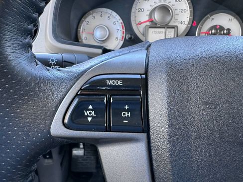 Used 2011 Honda Pilot EX-L image 26