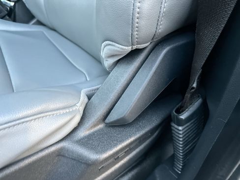 Used 2023 Ford F150 XL image 12